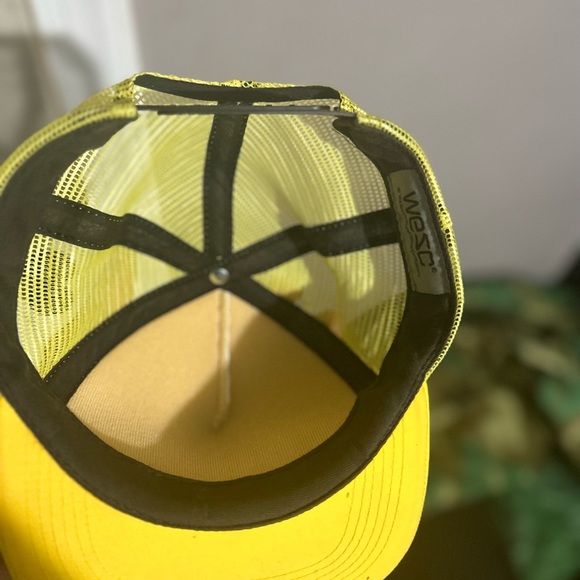 WESC trucker hat - Picture 2 of 3